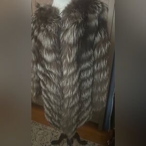 Elegant silver fox  Fur Coat